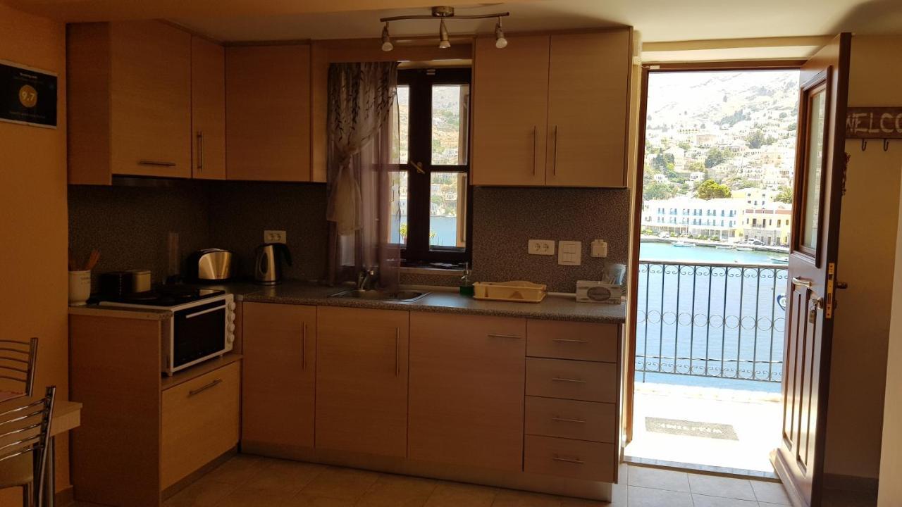 Kleanthi And Kostas Studios Symi Bagian luar foto