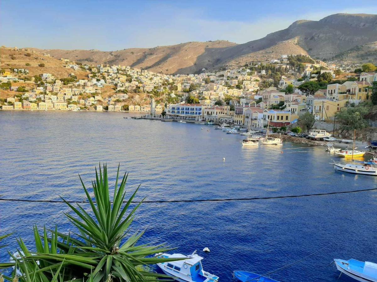 Kleanthi And Kostas Studios Symi Bagian luar foto