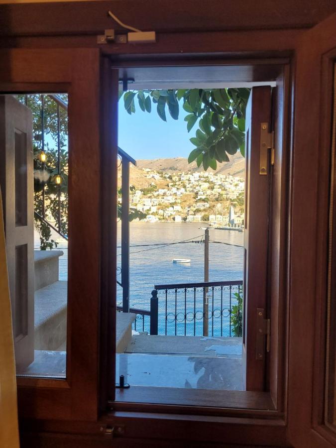 Kleanthi And Kostas Studios Symi Bagian luar foto