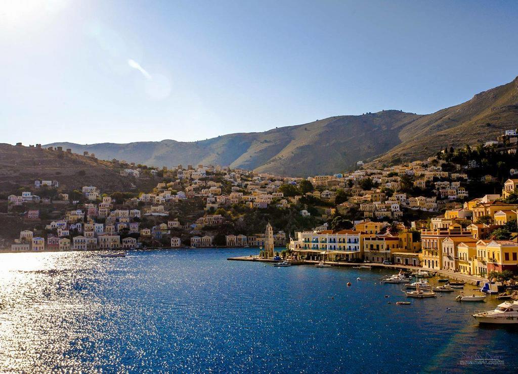 Kleanthi And Kostas Studios Symi Bagian luar foto